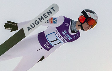 LGP Wisła: Bachlinger wygrywa konkurs, Żyła i Stoch tuż za podium