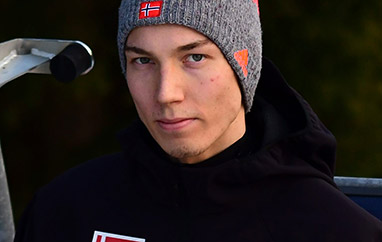 PŚ: Forfang wygrywa konkurs, Stoch i Żyła na podium. Willingen Five i prowadzenie w PŚ dla Stocha!