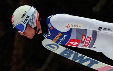 PŚ Oberstdorf: Forfang tuż przed Prevcem w kwalifikacjach. Polacy awansowali w komplecie