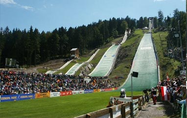 LGP: 57 skoczków na starcie w Hinterzarten