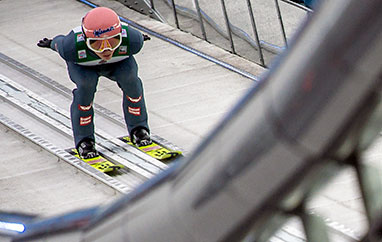 PŚ Planica: Problemy Hoerla, anulowany drugi trening po skokach 14 zawodników. Kwalifikacje o 15:00