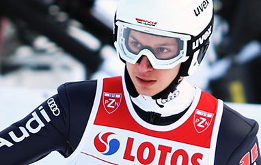 CoC Engelberg: Hoffmann wygrywa konkurs i jest liderem