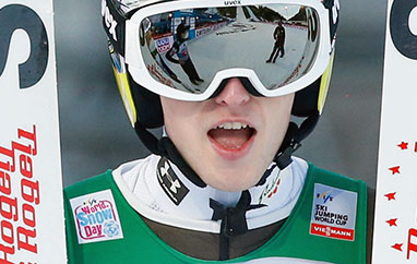 CoC Klingenthal: Lovro Kos wygrywa konkurs, Wolny piąty