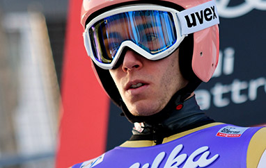 LGP Courchevel: Kraft przed Foubertem w kwalifikacjach. Dobre skoki Polaków.