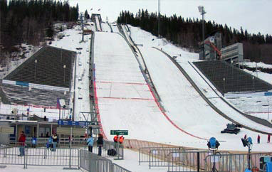 PŚ Lillehammer: Raw Air dociera do półmetka. Znów powieje...