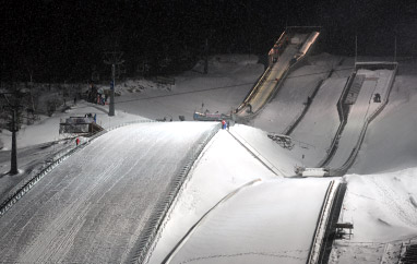 PŚ Lillehammer: Panowie wracają, panie zaczynają rywalizację. Znów powieje