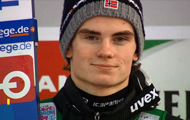 Marius Lindvik (Norwegia)
