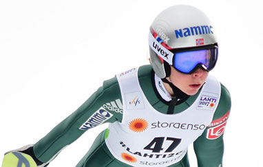 Raw Air Vikersund: Seria próbna dla Lundby, padły kolejne życiówki