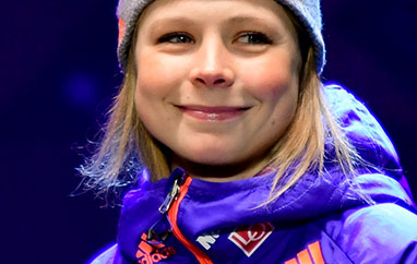 PŚ Lillehammer: Maren Lundby z żółtym plastronem