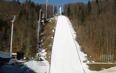 Ostatnia odsłona FIS Team Tour: Drużynowe loty w Oberstdorfie