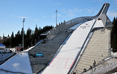 Sobota ze skokami: Oslo, Zakopane, Lahti