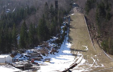 68 skoczków na starcie w Planicy