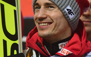 PŚ Engelberg: Stoch najlepszy w kwalifikacjach, wszyscy Polacy z awansem