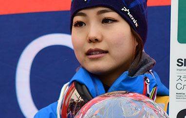 Sara Takanashi (Japonia)