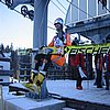 Adam Małysz (Polska) macha do nas