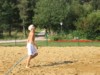 Akseli Kokkonen (Finlandia) podczas gry w siatkówkę plażową