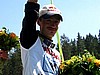 Adam Małysz (Polska) macha do kibiców