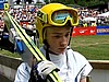 Olli Pekkala (Finlandia) po skoku