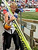 Roar Ljoekelsoey (Norwegia) uśmiecha się do fanek