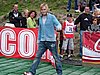 Bjoern Einar Romoeren (Norwegia) wkracza na skocznie