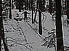 Długość rozbiegu: 10m, Prędkość na progu: 25-35 km/h