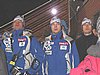 Finowie obserwują wyniki innych skoczków: Jussi Hautamaeki i Veli-Matti Lindstroem (Finlandia)
