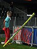 przedskoczek zdejmuje kombinezon