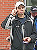 Matti Hautamaeki (Finlandia) rozmawia przez telefon
