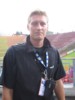 trener Tommi Nikunen (Finlandia) pozuje do zdjęcia po zakończeniu kwalifikacji