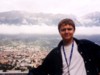 redaktor Andrew i widok ze skoczni w Innsbrucku (Austria)