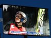 Adam Małysz (Polska) prowadzi po skoku na odległość 124,5 metra