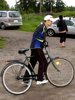 Matti Hautamaeki (Finlandia) odjeżdża na rowerze...